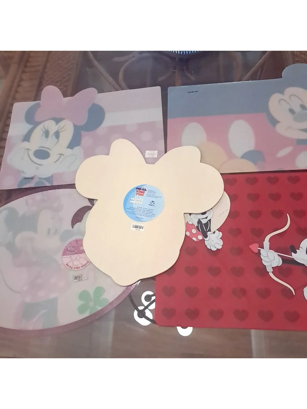 Disney Placemats set 5 Mickey Minnie Valentine's Day Meal Time Fun kids pink red